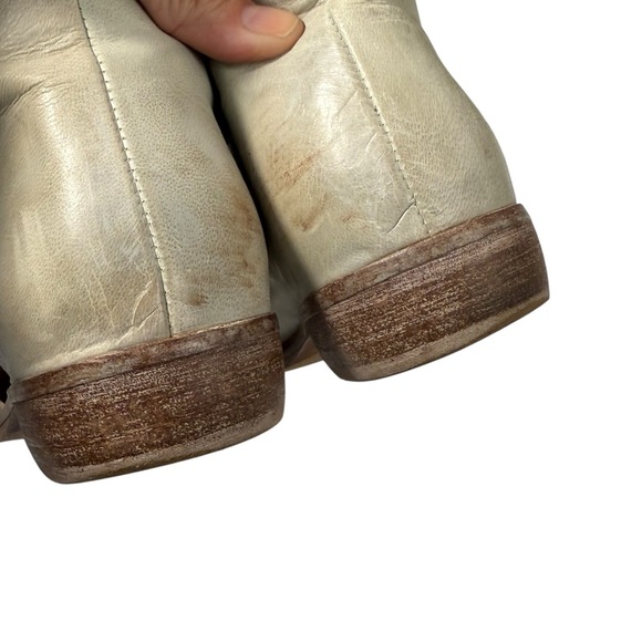 Free People  Royale Pointy Toe Boots  Distressed Leather 38 /8 - Picture 7 of 8